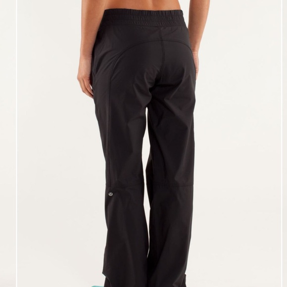 lululemon dog runner